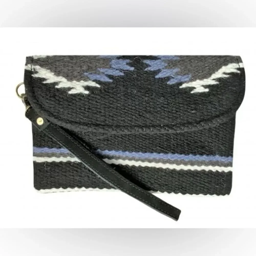 Showman 100% Wool Black Southwest Design Saddle Blanket Wristlet